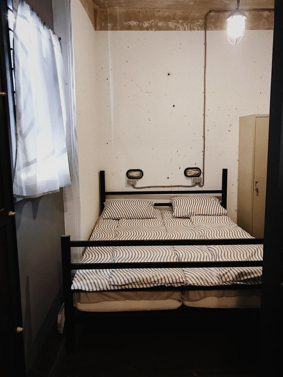 Hostel Alcatraz 基輔 外观 照片